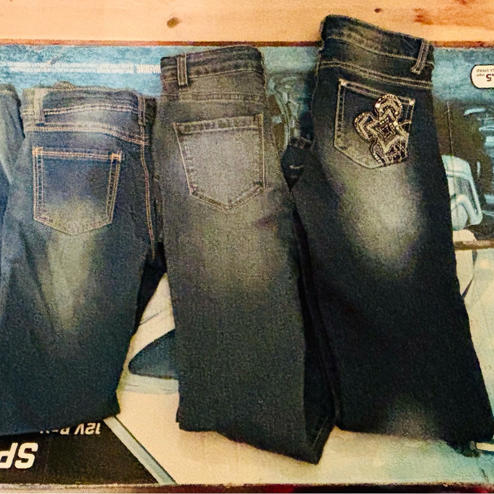 Miss Me Blue Distressed Jeans with Embroidery - Picture 4 of 7